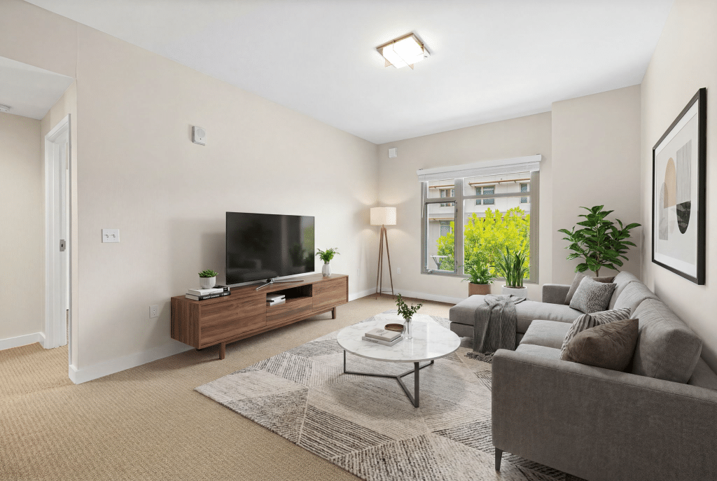 24 web or mls 1600 trousdale dr